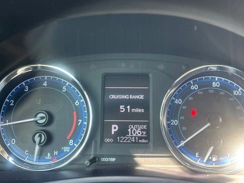 Used 2017 Toyota Corolla LE FWD image 42