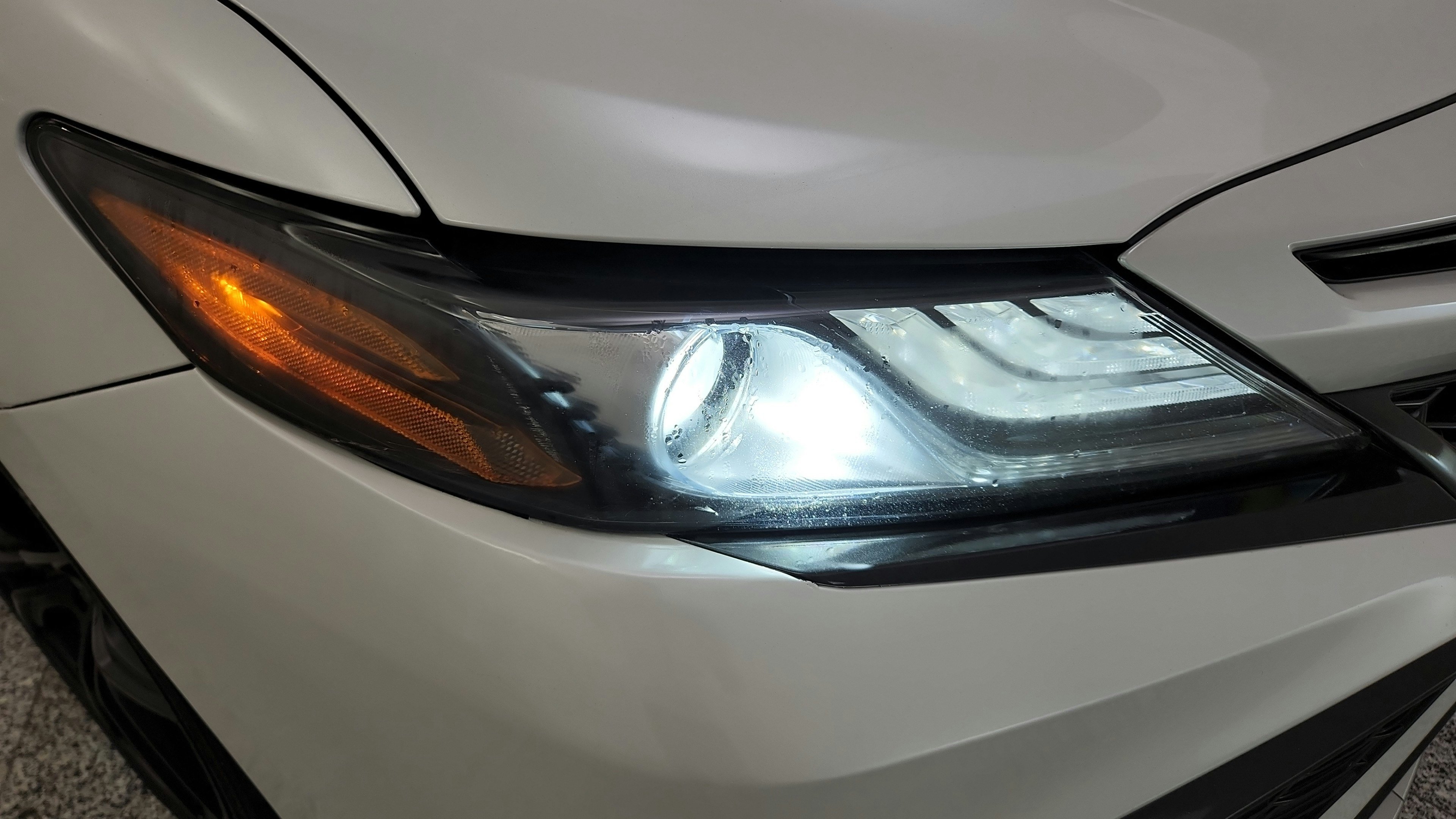 Used 2021 Toyota Camry XSE FWD image 32