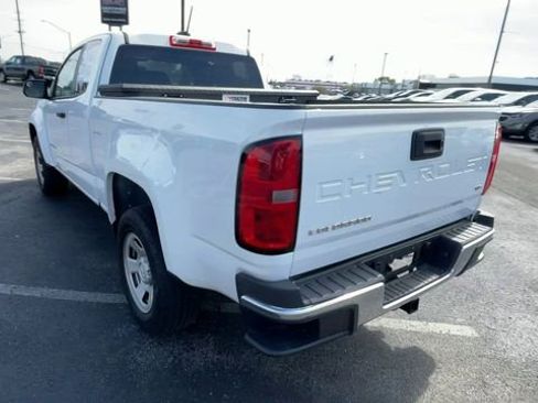 Used 2022 Chevrolet Colorado W/T w/ WT Convenience Package RWD image 8