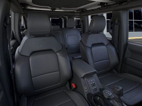 New 2026 Ford Bronco Badlands image 11