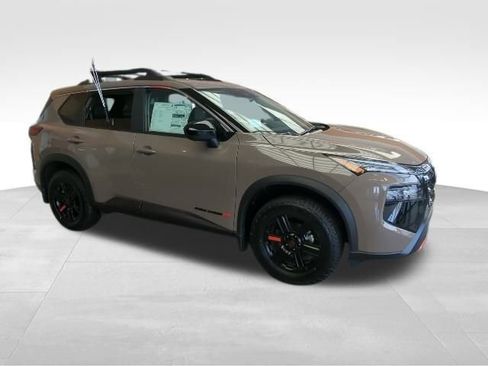 New 2026 Nissan Rogue SV image 9