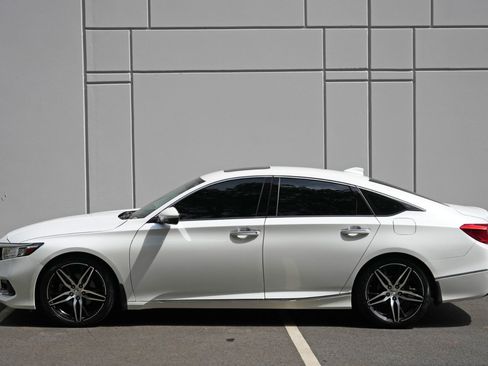 Used 2022 Honda Accord Touring image 48