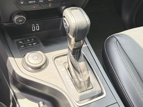 Used 2019 Ford Ranger Lariat w/ Equipment Group 501A Mid AWD/4WD image 29