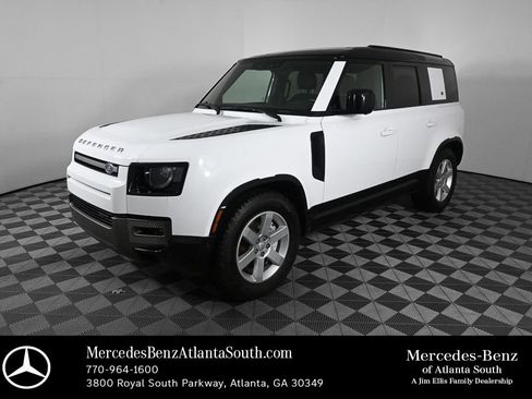 Used 2023 Land Rover Defender 110 X-Dynamic SE AWD/4WD image 1