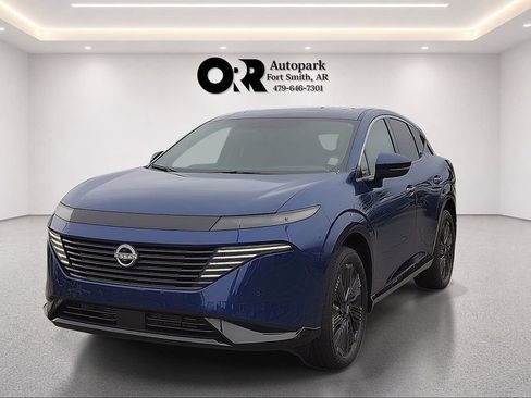 Used 2025 Nissan Murano Platinum w/ Cargo Package AWD/4WD image 2