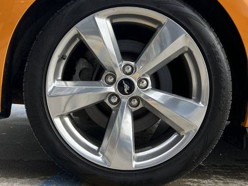 Used 2019 Ford Mustang GT Premium image 31