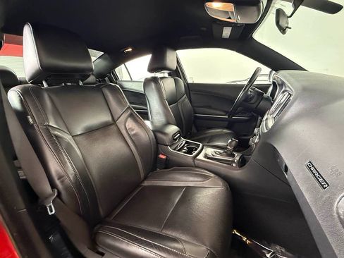 Used 2021 Dodge Charger SXT w/ Leather Interior Group RWD image 35