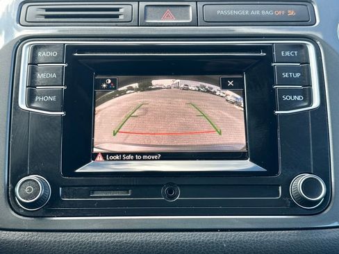 Used 2017 Volkswagen Tiguan S image 26