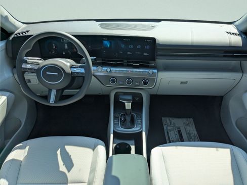 Used 2026 Hyundai Kona SE FWD image 12