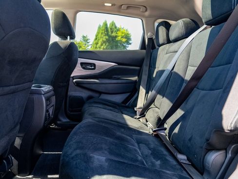 Used 2018 Nissan Murano SV image 22