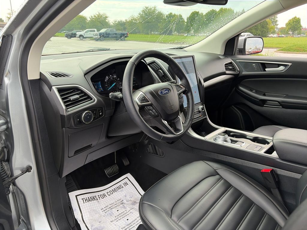 Used 2024 Ford Edge SEL w/ Convenience Package AWD/4WD image 14