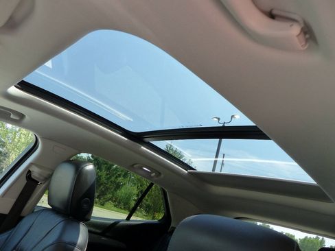 Used 2025 Buick Envision Avenir AWD/4WD image 52