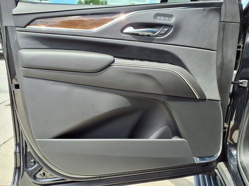 Certified 2023 Cadillac Escalade Sport Platinum w/ LPO, ONYX Package AWD/4WD image 23