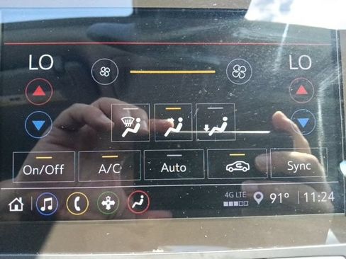 Used 2024 Chevrolet Malibu LT FWD image 23