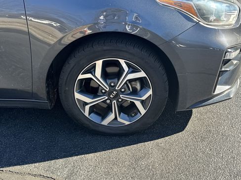 Used 2019 Kia Forte LXS image 13
