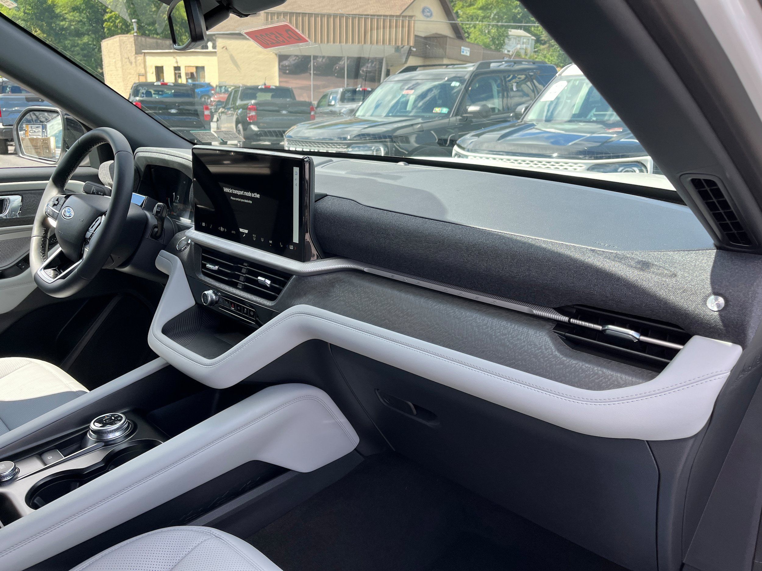 New 2027 Ford Explorer Platinum AWD/4WD image 7