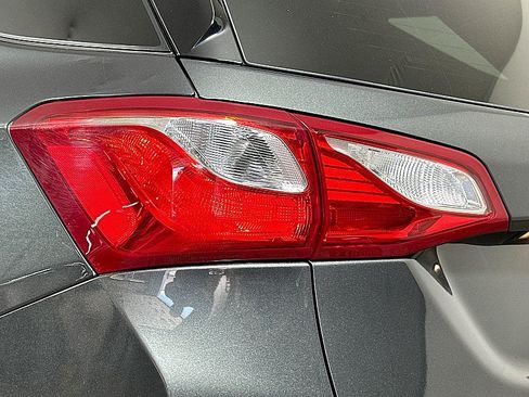 Used 2019 Chevrolet Equinox LT FWD image 23