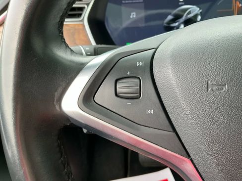 Used 2017 Tesla Model X 100D image 27