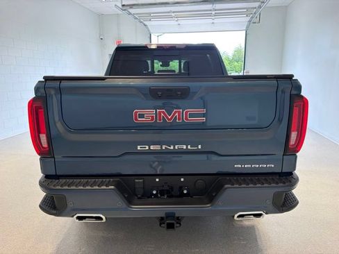 Used 2024 GMC Sierra 1500 Denali w/ Technology Package AWD/4WD image 5