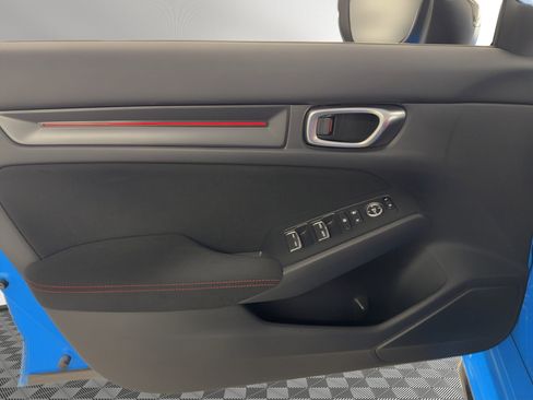 Used 2025 Honda Civic Type R image 14