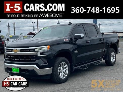 Used 2022 Chevrolet Silverado 1500 LT w/ Z71 Off-Road Package AWD/4WD image 1