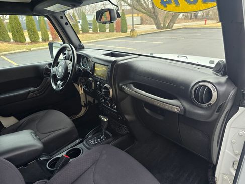 Used 2014 Jeep Wrangler Unlimited Sport w/ Quick Order Package 24S image 22