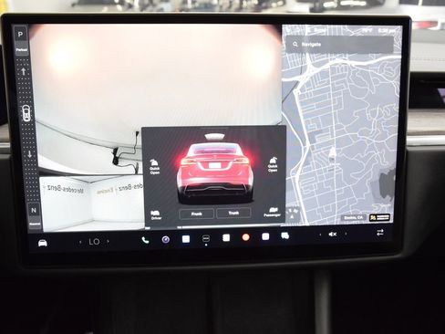 Used 2022 Tesla Model X image 28