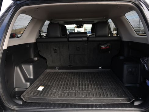 Used 2021 Toyota 4Runner Venture w/ Moonroof Package image 13