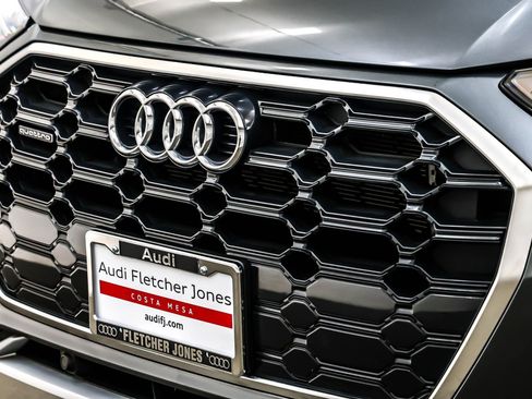 Used 2024 Audi Q5 e Premium image 13