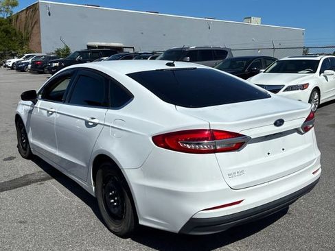 Used 2019 Ford Fusion S FWD image 17