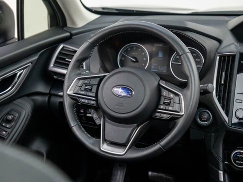 Used 2023 Subaru Forester Premium image 11