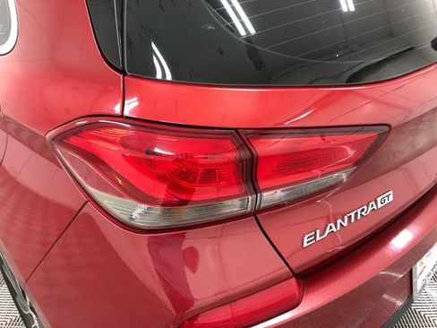 Used 2020 Hyundai Elantra GT FWD image 34