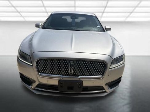 Used 2019 Lincoln Continental Premiere FWD image 2
