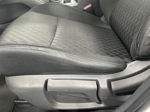 Used 2017 Nissan Rogue S image 13