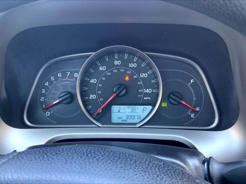 Used 2015 Toyota RAV4 LE FWD image 26