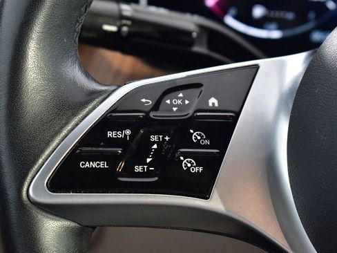 Certified 2022 Mercedes-Benz C 300 4MATIC Sedan image 16