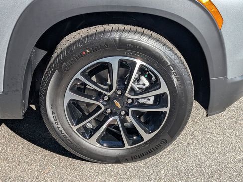 New 2026 Chevrolet TrailBlazer LT w/ Convenience Package FWD image 13