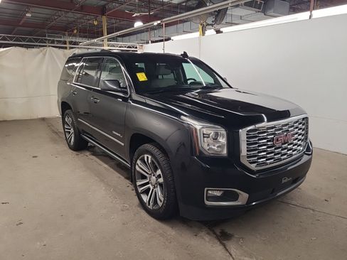 Used 2019 GMC Yukon Denali w/ Denali Ultimate Package image 7