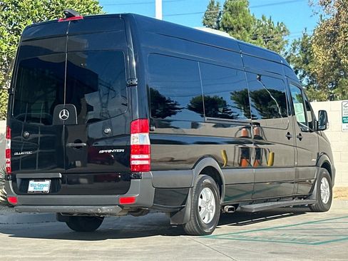 Used 2016 Mercedes-Benz Sprinter 2500 image 7
