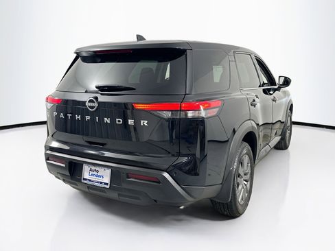 Used 2024 Nissan Pathfinder S w/ Cargo Package image 5