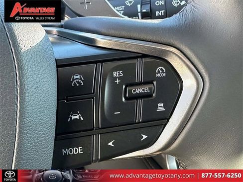 Used 2025 Lexus RX 350h image 26