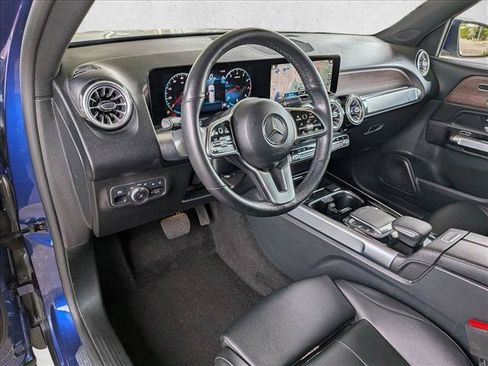 Used 2023 Mercedes-Benz GLB 250 4MATIC image 10