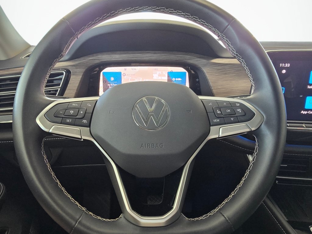 Used 2025 Volkswagen Atlas SEL AWD/4WD image 22