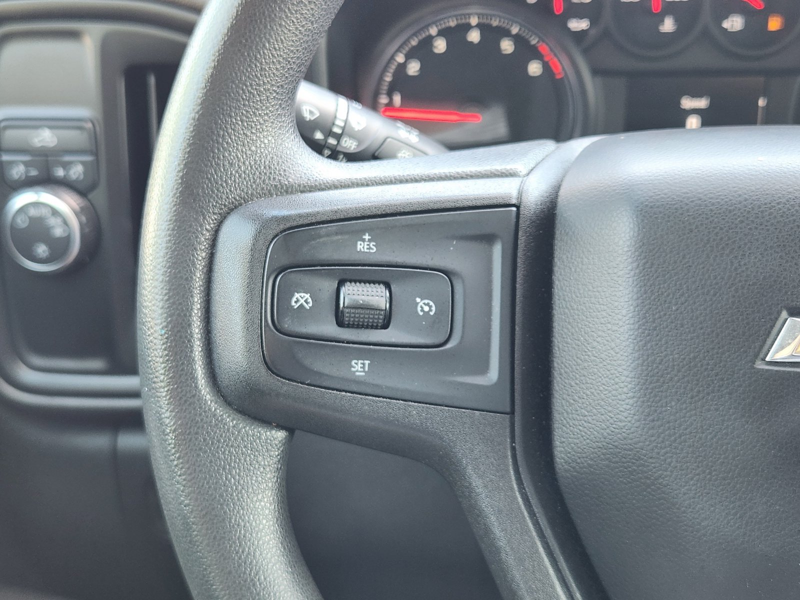 Certified 2020 Chevrolet Silverado 1500 Custom w/ Custom Value Package RWD image 31
