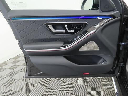 New 2026 Mercedes-Benz S 580 4MATIC Sedan image 26