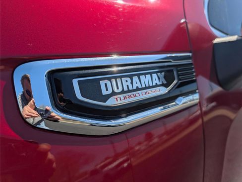 Used 2021 GMC Sierra 1500 SLT w/ SLT Premium Package image 11