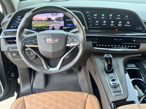 Used 2024 Cadillac Escalade Premium Luxury w/ LPO, Floor Liner Package image 21