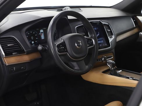Used 2017 Volvo XC90 T6 Inscription w/ Vision Package image 26