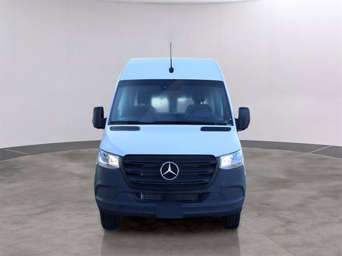 Used 2024 Mercedes-Benz Sprinter 3500 image 8