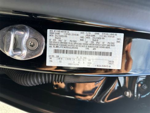 Used 2025 Lincoln Corsair FWD w/ Equipment Group 101A image 30